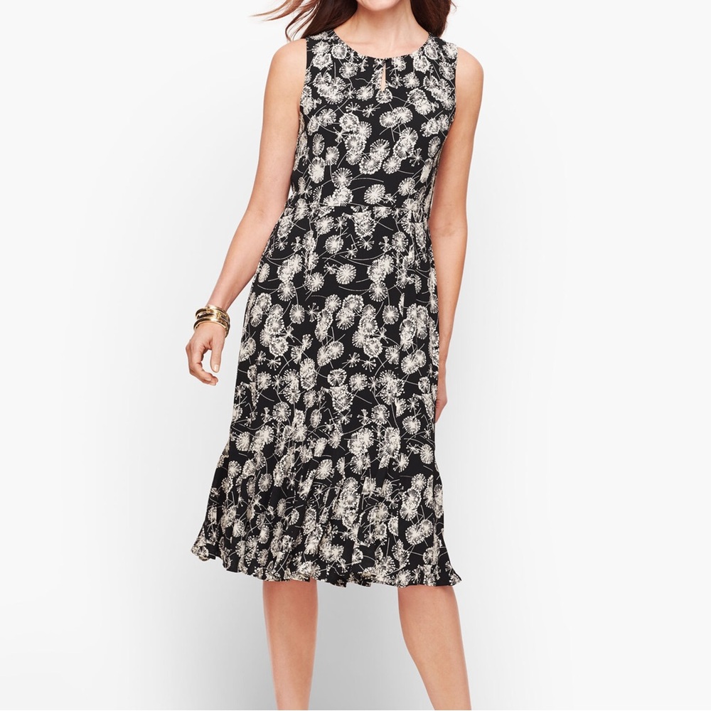 NWOT Talbots Fit & Flare Black & White Dandelion Dress Size 4